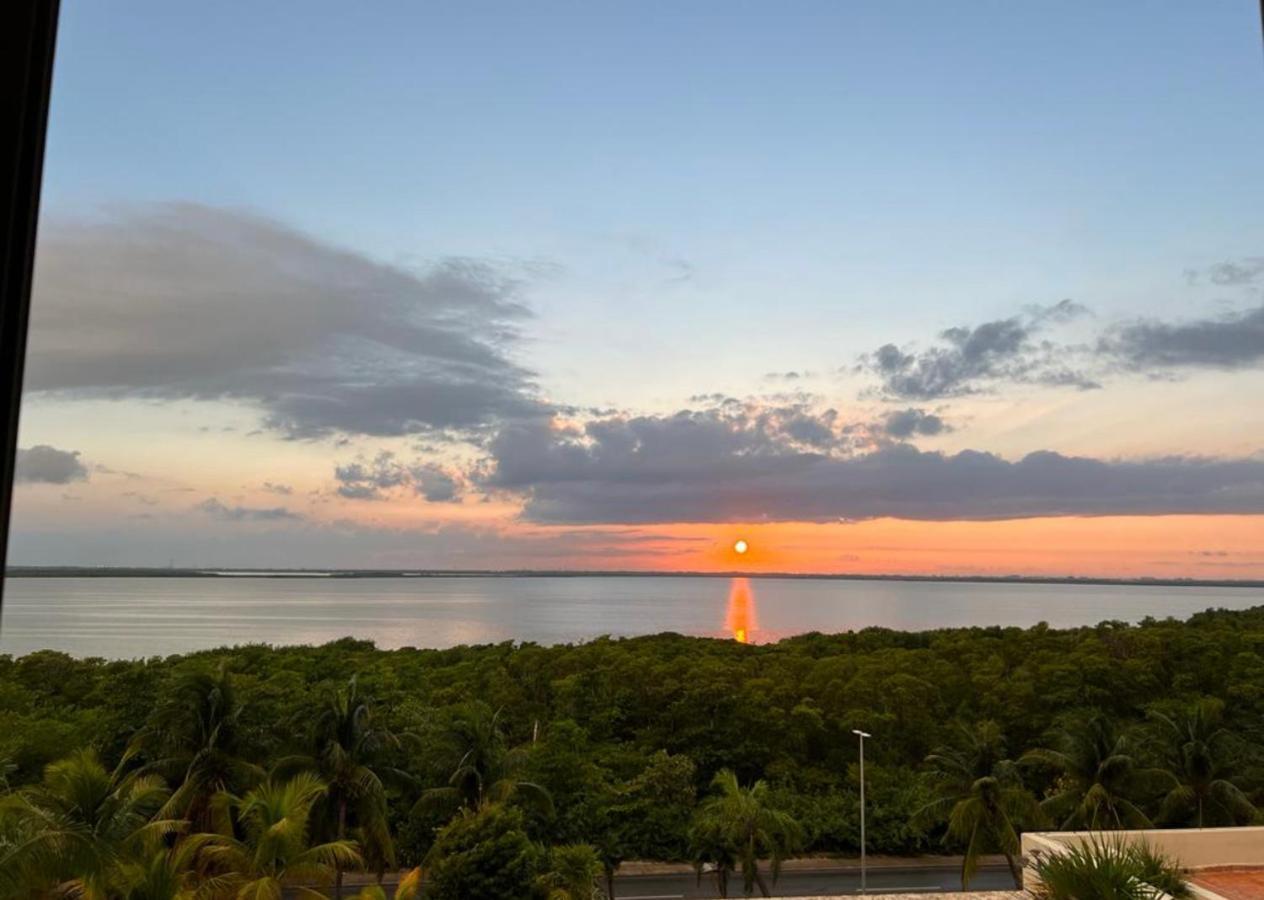 Solymar Condos Cancun Exterior photo