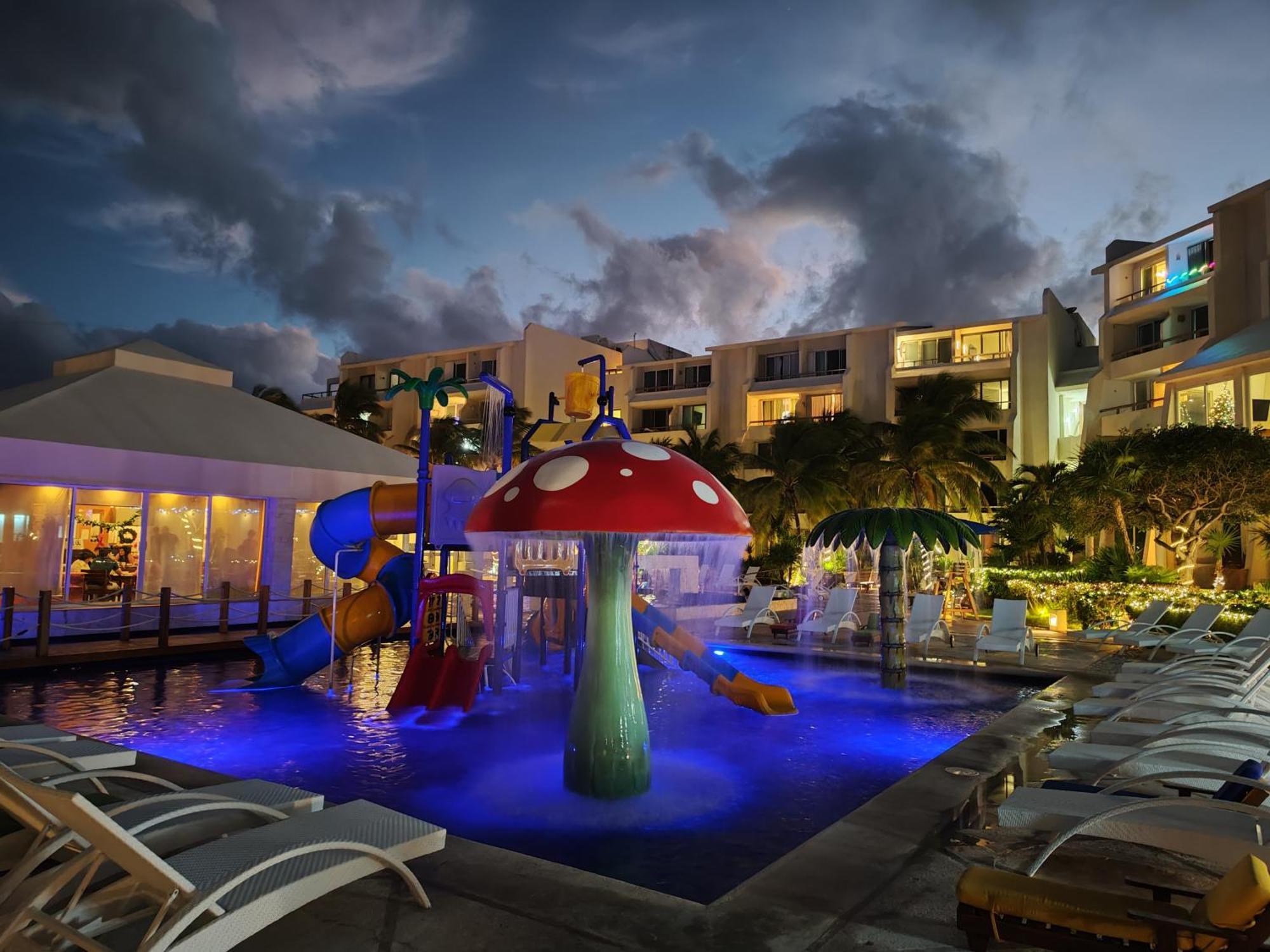 Solymar Condos Cancun Exterior photo