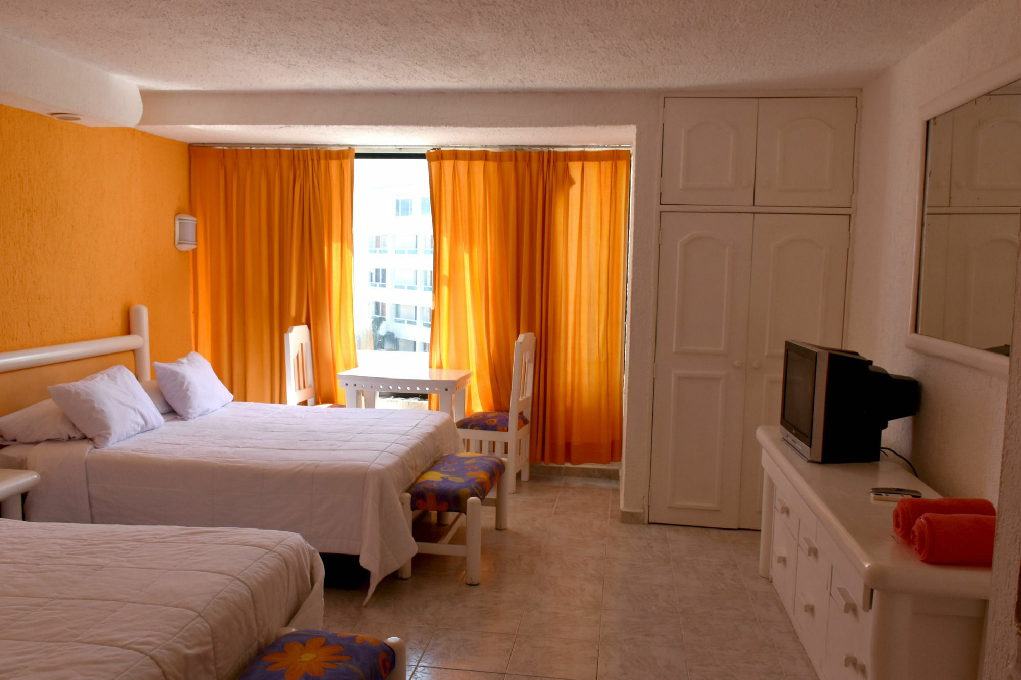 Solymar Condos Cancun Exterior photo